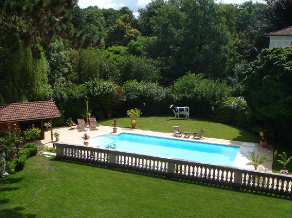 Villa Eden Мюлуз Экстерьер фото